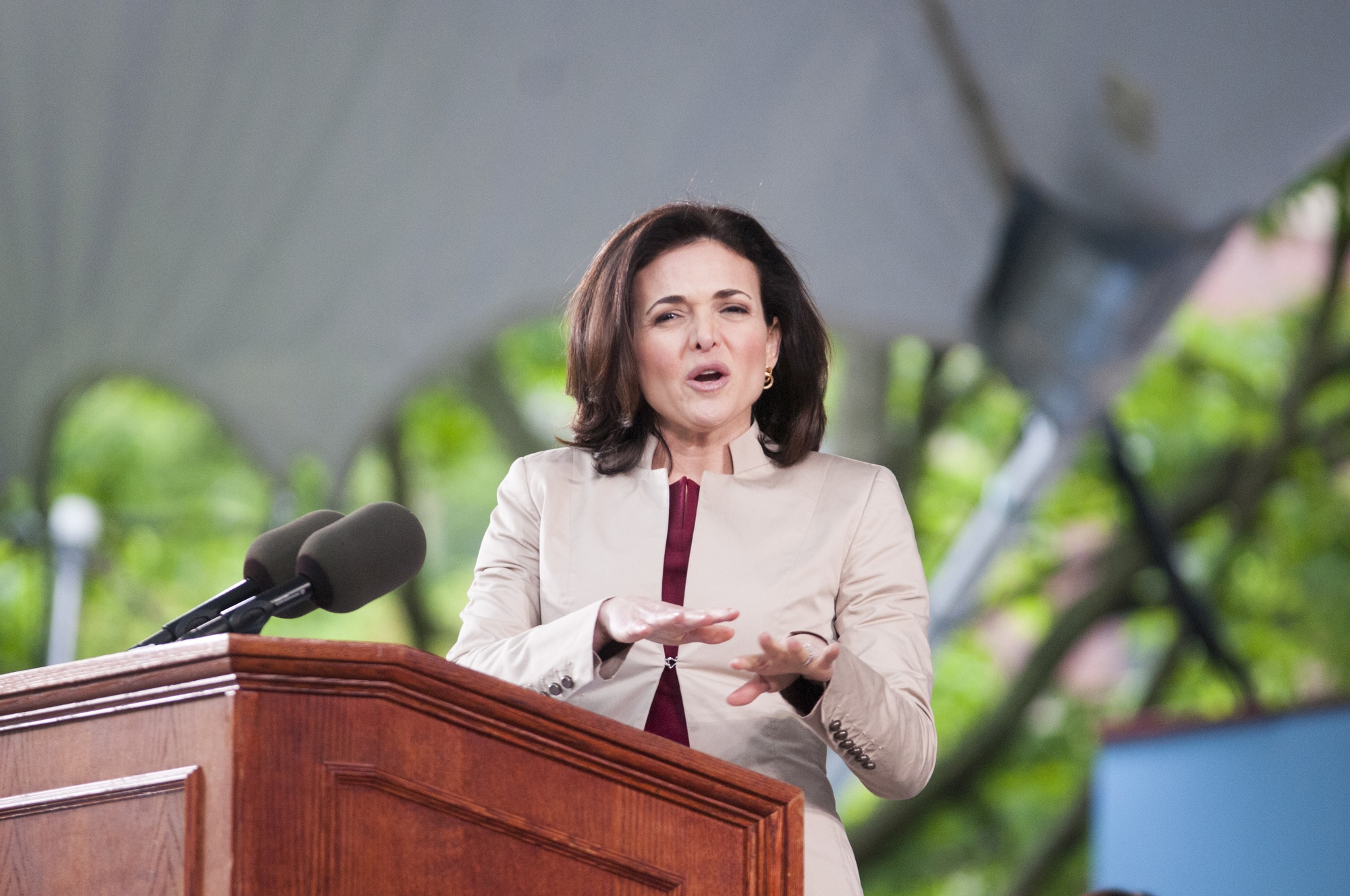 Sheryl Sandberg: Nữ cường nhân phía sau sự thành công của Facebook