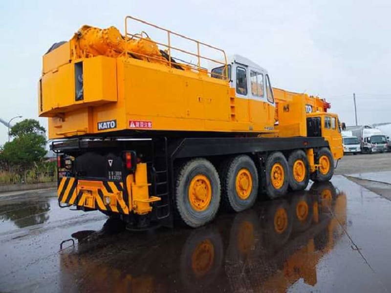 Cho thuê xe cẩu Kato ở TPHCM