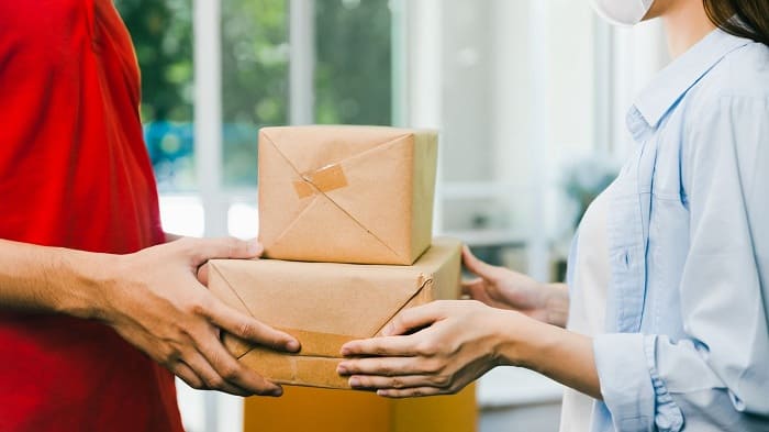 Chính sách giao hàng tận nơi trên toàn quốc nhanh chóng và an toàn