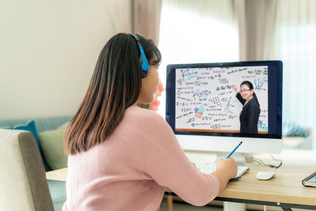 Chứng chỉ PTE là gì? Lộ trình học PTE từ A - Z