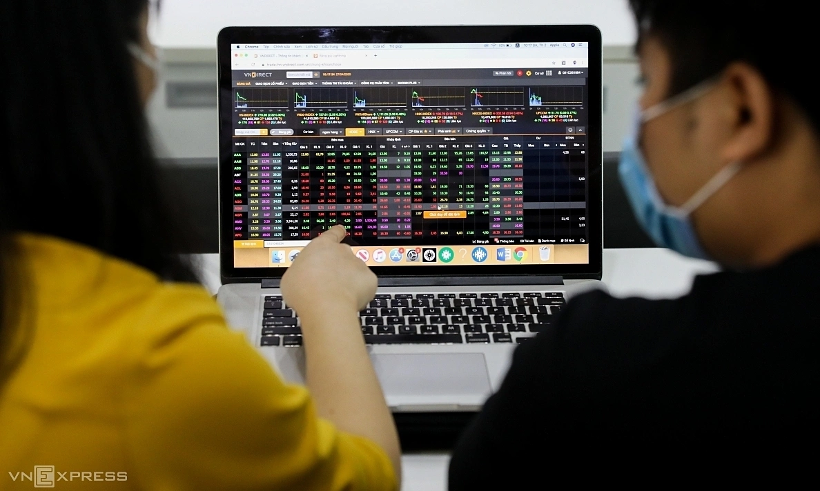 1 lo la bao nhieu co phieu 68ae827806076